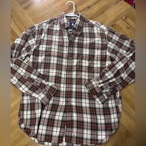 Roundtree & Yorke White Plaid Button-Down with Red & Green Stripes